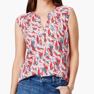 Nic and Zoe Coral Waves Live In Tank